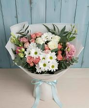 Букет цветов из:  Розы, Лизиантусы и Хризантемы в Каменецкий