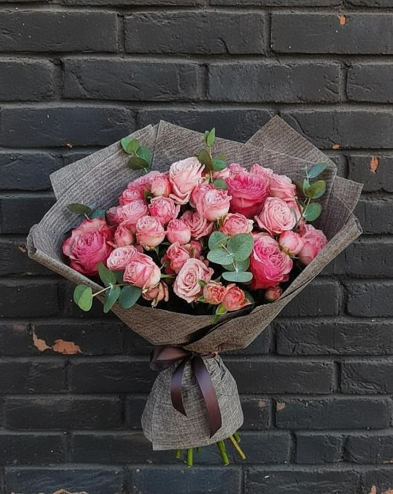 Букет цветов из: Розы в Каменецкий