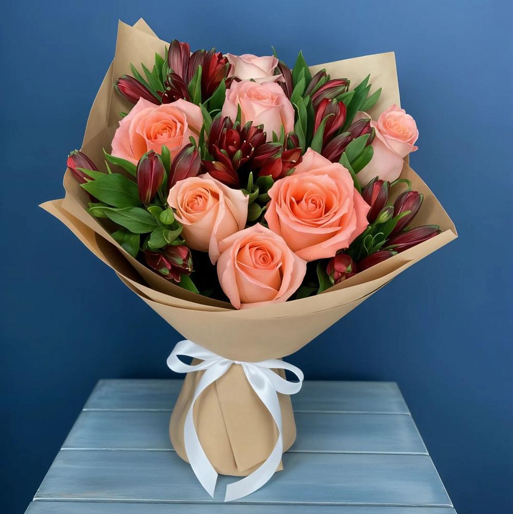 Букет цветов из: Розы и Альстромерии в Каменецкий