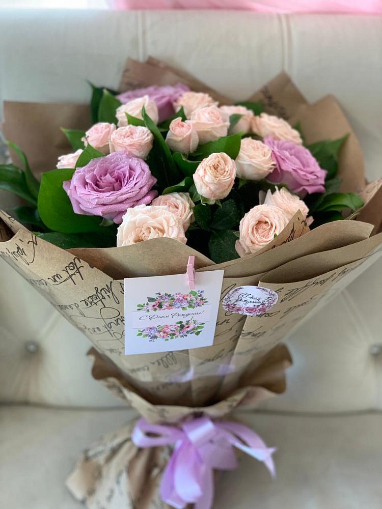 Букет цветов из: Розы в Каменецкий