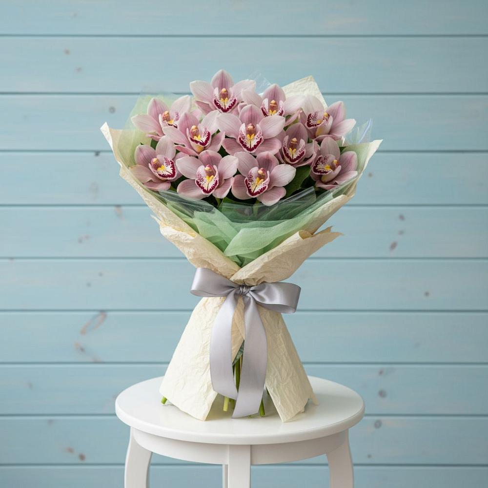 Букет цветов из: Орхидеи и Розы в Каменецкий