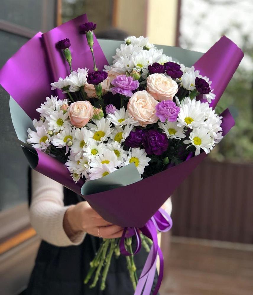 Букет цветов из: Хризантемы, Гвоздики и Розы в Каменецкий