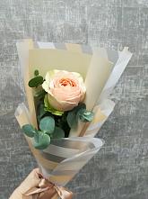 Букет цветов из:  Розы в Каменецкий