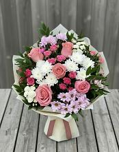 Букет цветов из:  Альстромерии, Гвоздики, Розы и Хризантемы в Каменецкий