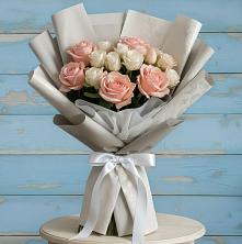 Букет цветов из:  Розы в Каменецкий