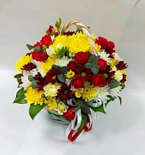Цветочная композиция из Хризантемы и Розы в корзине в Каменецкий