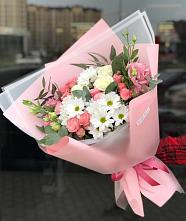 Букет цветов из:  Розы, Лизиантусы и Хризантемы в Каменецкий