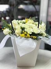 Цветочная композиция из Розы  в Каменецкий