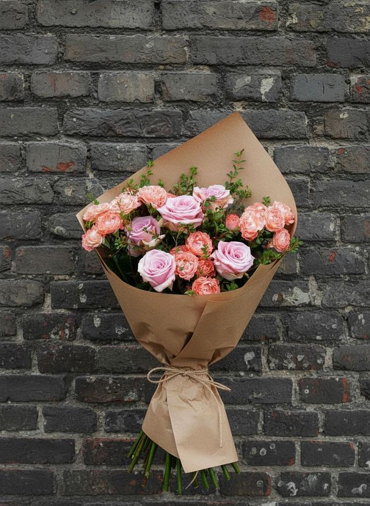 Букет цветов из: Розы в Каменецкий