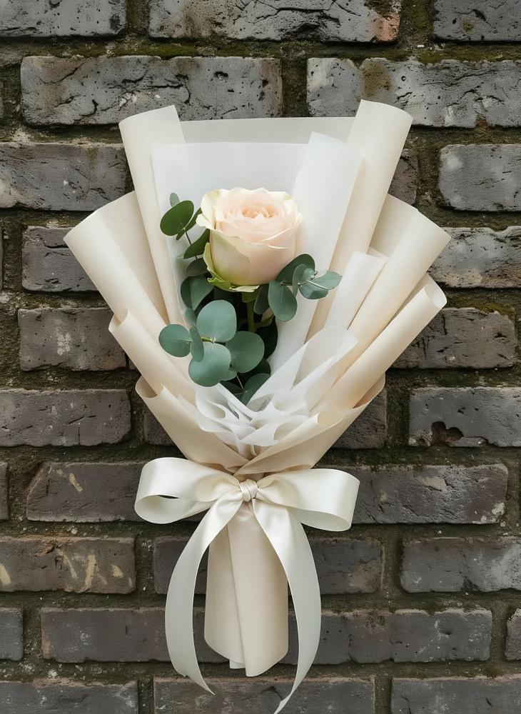 Букет цветов из: Розы в Каменецкий