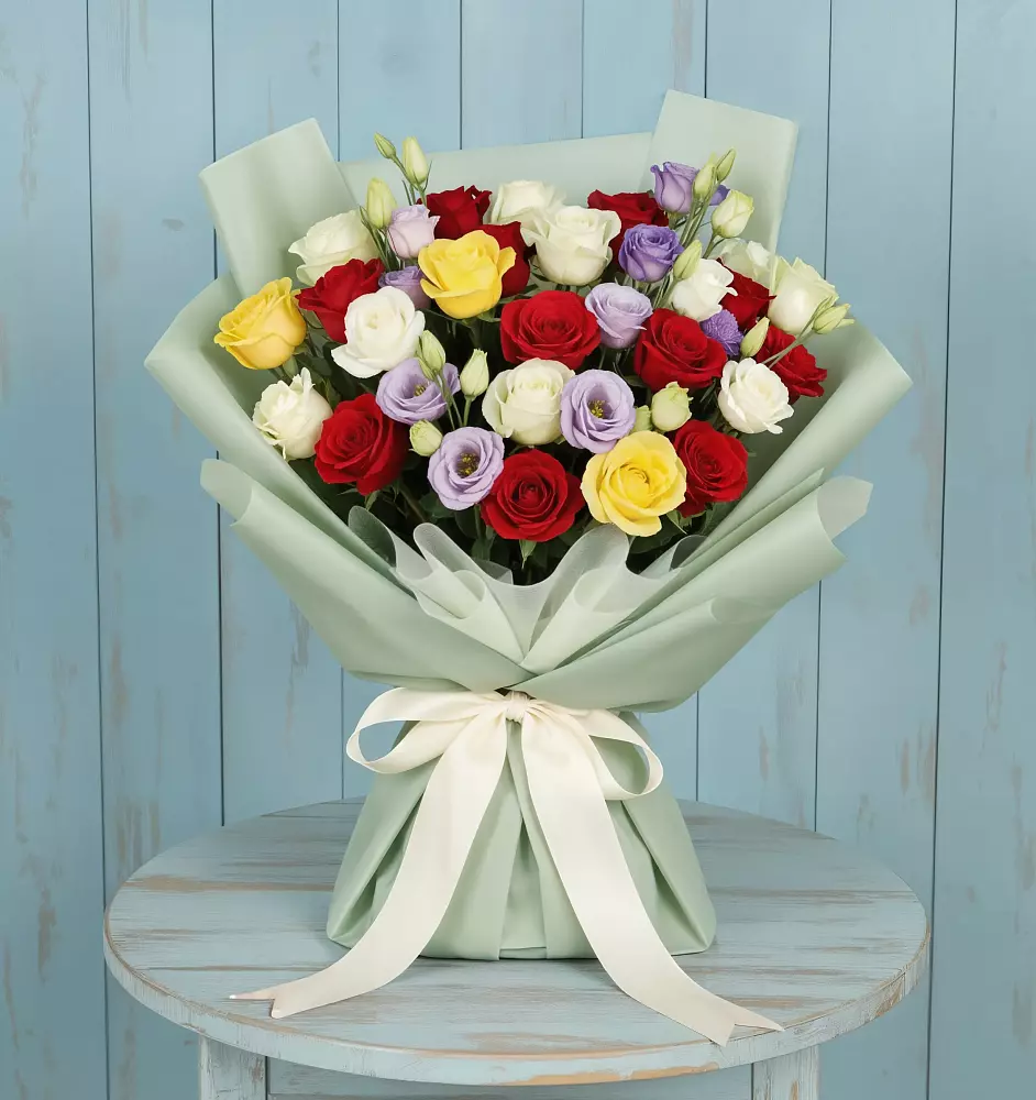 Букет цветов из: Розы в Каменецкий