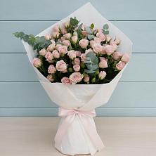 Букет цветов из:  Розы в Каменецкий