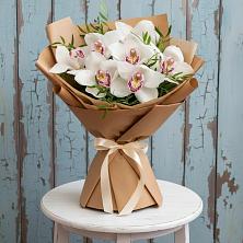 Букет цветов из:  Орхидеи и Розы в Каменецкий